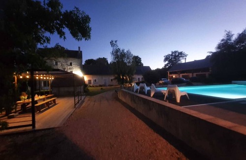 Reugny Casa | Old mill from the 19th century and its pond in the heart of the Châteaux of the Loire Valley