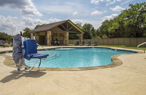 Gruene Condominio | Old Mills Resort OM A15 3 Bedroom Condo by Redawning