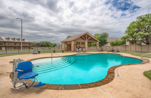 Gruene Condominio | Old Mills Resort OM A15 3 Bedroom Condo by Redawning