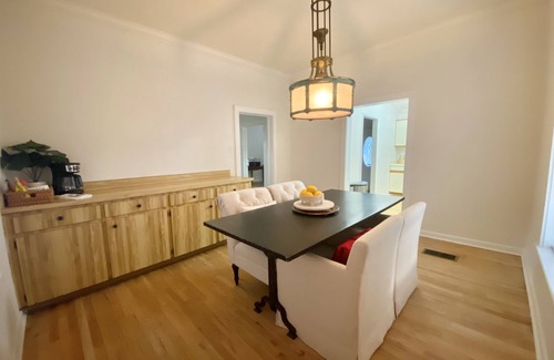 Port Tampa City Casa | Old Port Tampa Estate: 3 King size suites, 2 bath, wrap around porch, large yard