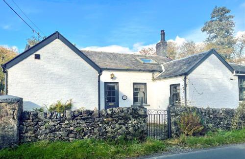 Tighnabruaich Casa | Old Powdermill Cottage