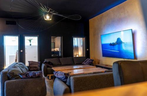 Rathaus Wattenscheid Apartamento | Old Pub in New Design for up to 12 people