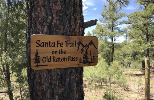 Raton Casa | Old Raton Pass Base Camp Cabin with Loft Northern New Mexico Mountain Ranch on Colorado Border cabin