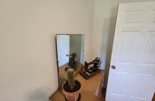 Niles Casa | Old School Charm | Sleeps 6