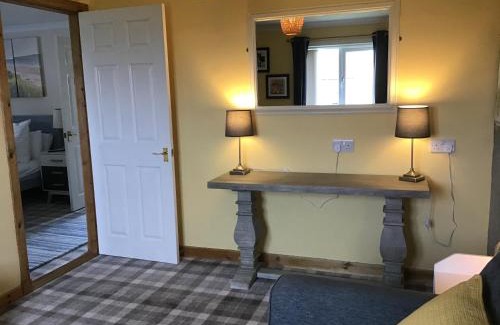 Burray Cama Y Desayuno | Old School - Exclusive 5 Room private suite