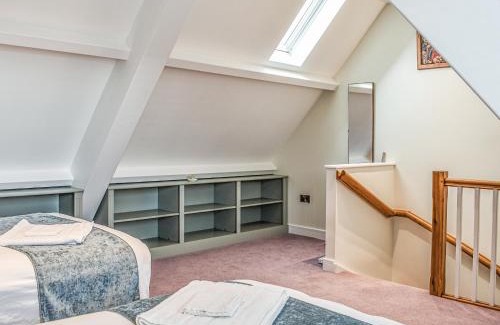 Shanklin Casa | Old School Mews