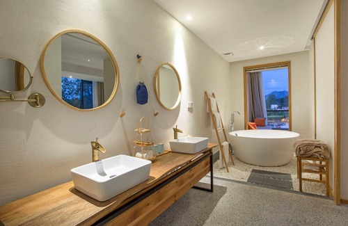 Yi County Casa | Old Street Moye Inn