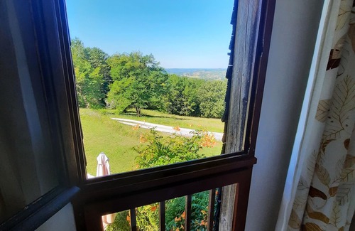 Marnac Casa | Old tobacco barn with a view of the Dordogne