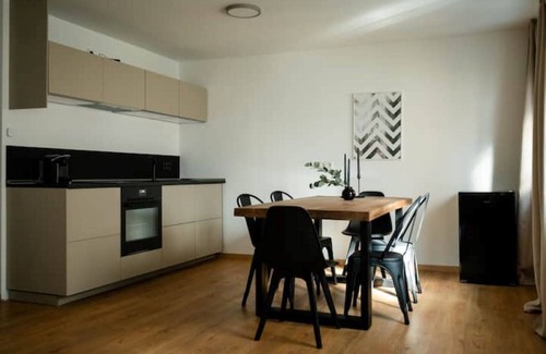 Dusseldorf Old Town Apartamento | Old town apartment with 2 bathrooms