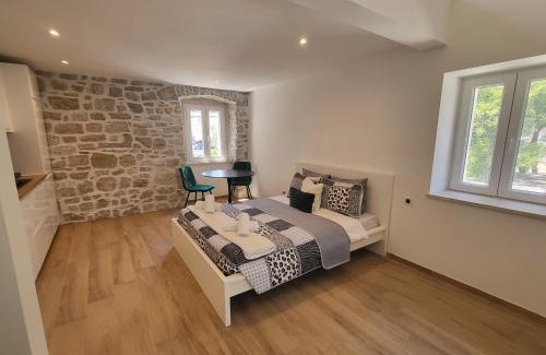 Bol Apartamento | Old town Bol apartments