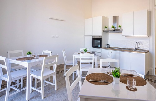 Castellammare Apartamento | Old Town bright and comfortable family apartment panoramic view