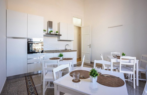 Castellammare Apartamento | Old Town bright and comfortable family apartment panoramic view