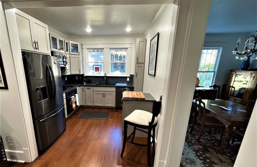 Hattiesburg Casa | Old Town Charmer Large all new renovation, walk to USM, Zoo and new Water Park!