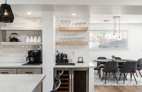 Park Scottsdale One Casa | Old Town Gem by Porter | Dog-Friendly Home w/Heated Pool and Arcade Games