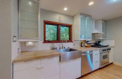 Downtown Albuquerque Casa | Old Town Gem