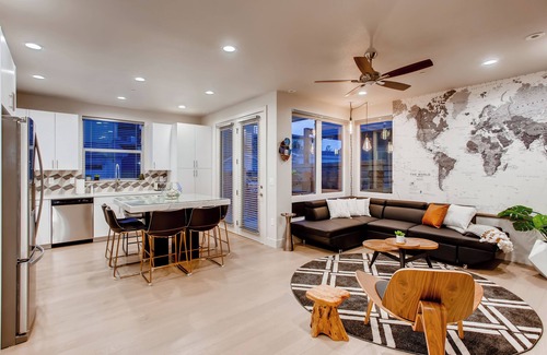 Fort Collins Casa | Old Town Group Retreat - New to Brewery District!
