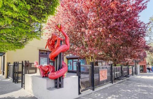 Downtown Victoria Apartamento | Old Town Retreat-your artful escape in Victoria’s historic Old Town by Victoria Prime!