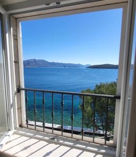Cove Tri Zala (Zrnovo) Apartamento | Old Town Sea Front M&M Apartment Korčula
