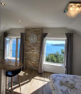 Cove Tri Zala (Zrnovo) Apartamento | Old Town Sea Front M&M Apartment Korčula