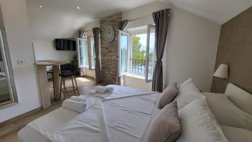 Cove Tri Zala (Zrnovo) Apartamento | Old Town Sea Front M&M Apartment Korčula