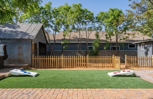 Cottonwood Casa | Old Town Stunner