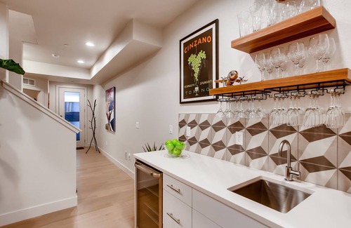 Old Town North Casa | Old Town Swank - Brand New to Brewery District!