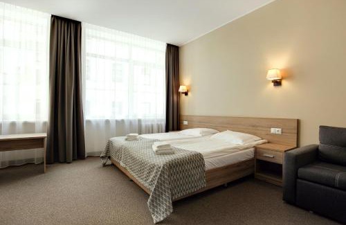 Old Town Hotel | Old Town Trio