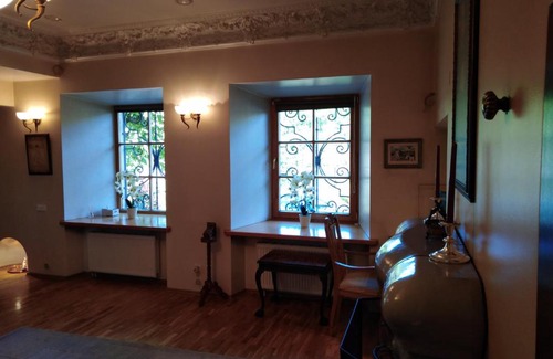 Uzupis Apartamento | Old town/Uzupis apartments at the river bank