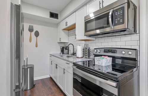 Franklin Park Apartamento | Old Towne East - 1 BR Apt - Steps from E Market