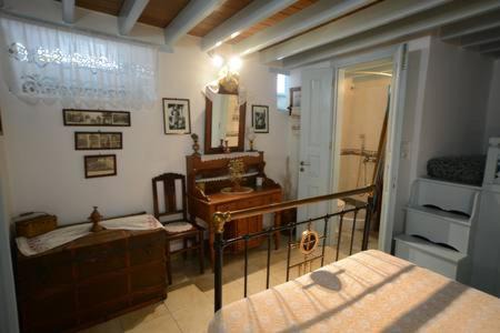 Mandraki Apartamento | Old Traditional House