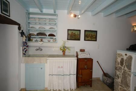 Mandraki Apartamento | Old Traditional House