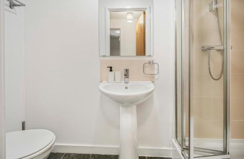 Old Trafford Apartamento | Old Trafford Stay with Free Parking
