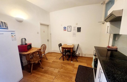Portsmouth Casa | Old Victory House Homestay