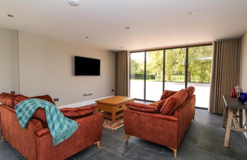 Frampton Casa | Old Willow Barn