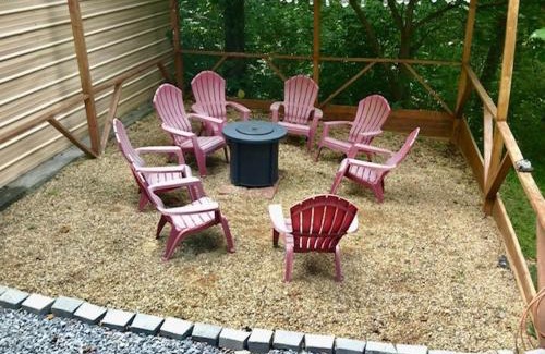 Sevierville Casa | Ole Bud Cabin by American Patriot Getaways