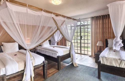 Arusha Cabina | Olerai Lodge