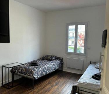 Poissy Cama Y Desayuno | Oliasi Poissy