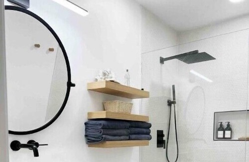 Barrett Casa | Olivares Hill