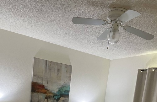 Lemoore Apartamento | Olive B Cottage