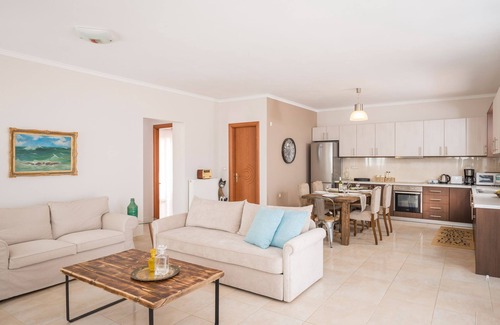 Platanias Town Cabaña | Olive Garden Cottage with Heated Pool