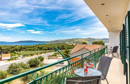 Seget Vranjica Apartamento | Olive Garden