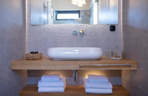 Agios Ioannis Villa | Olive green villas