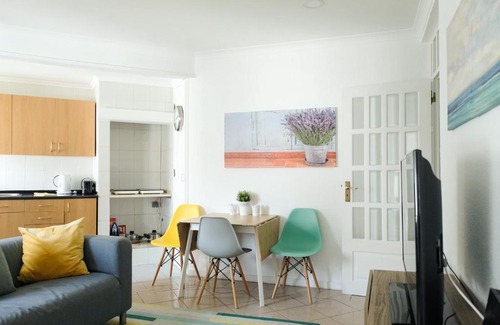 Olivais Apartamento | Olive Grove Apartment by Trip2Portugal
