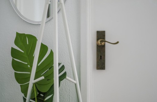 Olivais Apartamento | Olive Grove Apartment by Trip2Portugal