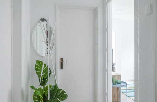 Olivais Apartamento | Olive Grove Apartment by Trip2Portugal