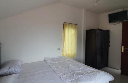 Parapat Casa | Olive Homestay