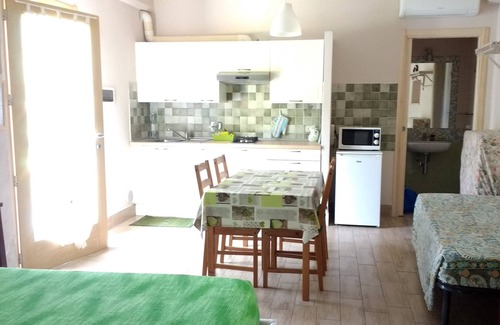 Finale Pia Casa | CASA OLIVA - ENTRE MAR Y CAMPO CON TERRAZA Y JARDÍN