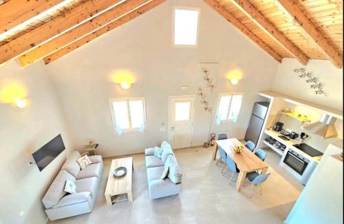 Aetos Casa | OLiVE HOUSE