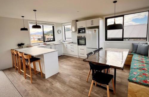 Lake Tekapo Casa | Olive Sanctuary - Lake Tekapo