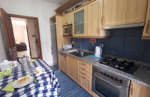 Funchal Apartamento | Oliveira's Atlantic View - 2 bed apt Sleeps 6